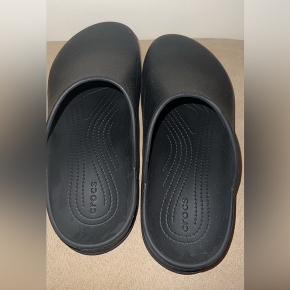 Crocs Black Healthcare shoes - Picture 6 of 7